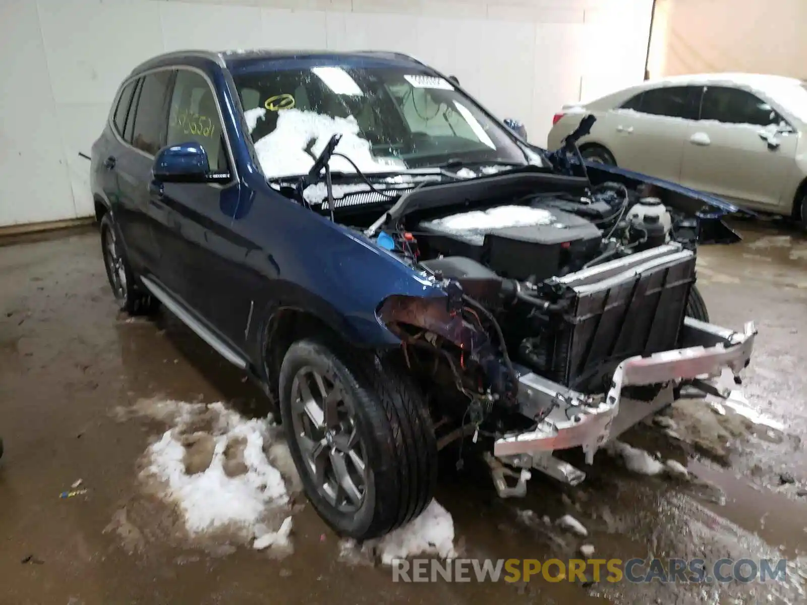 1 Photograph of a damaged car 5UXTY5C05M9D84407 BMW X3 2021