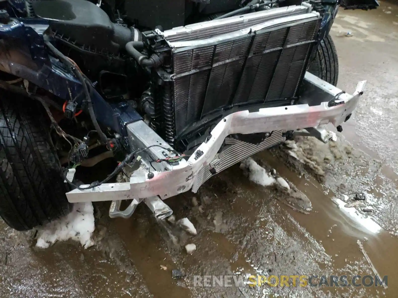 9 Photograph of a damaged car 5UXTY5C05M9D84407 BMW X3 2021
