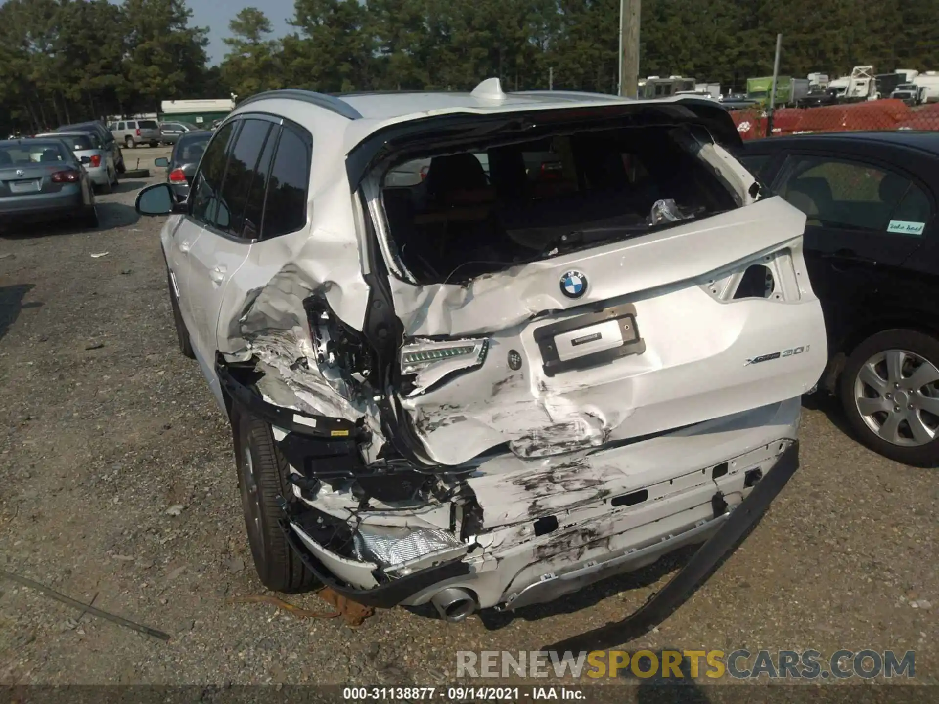 6 Photograph of a damaged car 5UXTY5C05M9E32973 BMW X3 2021