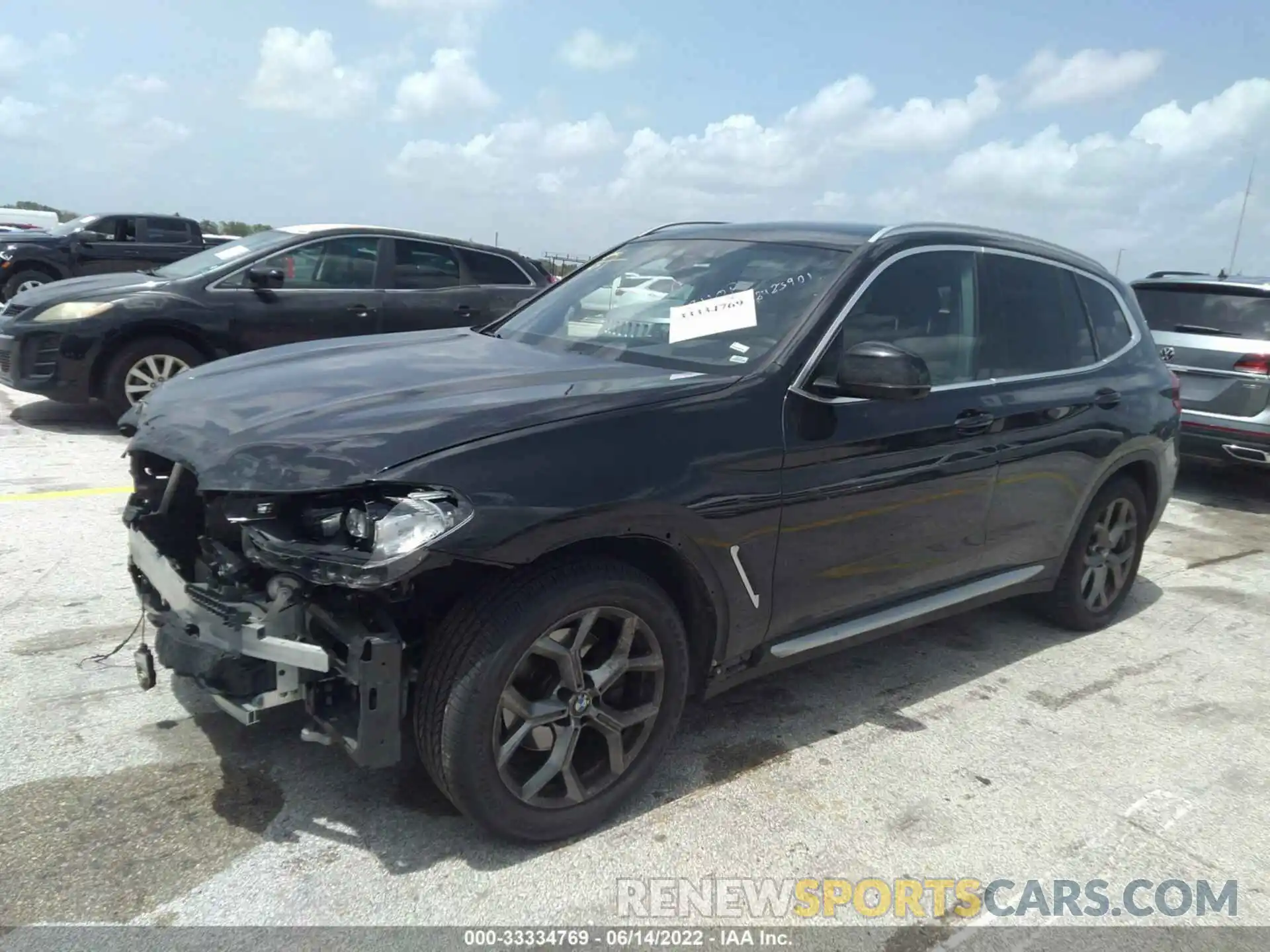 2 Photograph of a damaged car 5UXTY5C05M9E37087 BMW X3 2021