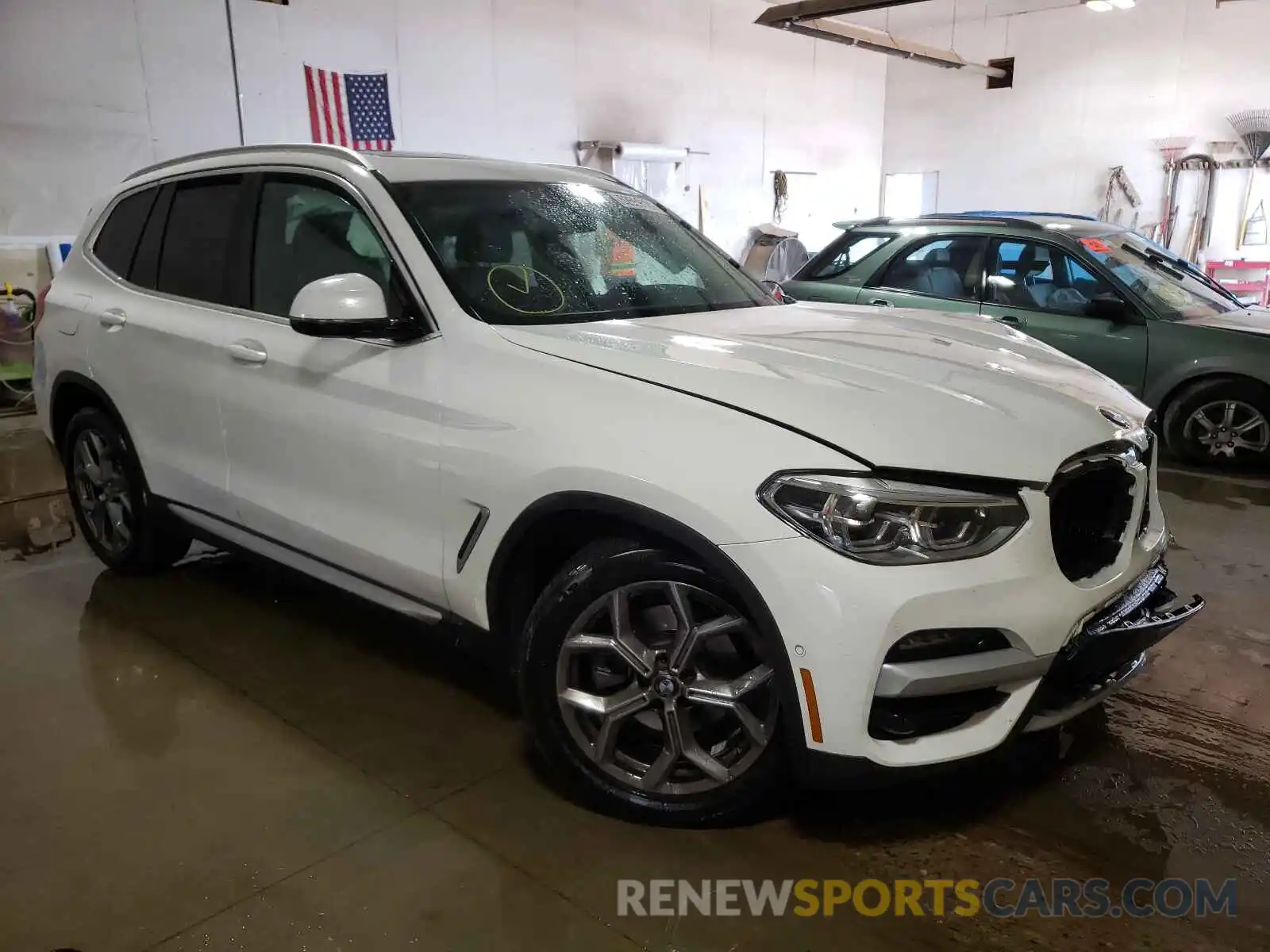 1 Photograph of a damaged car 5UXTY5C05M9E96298 BMW X3 2021