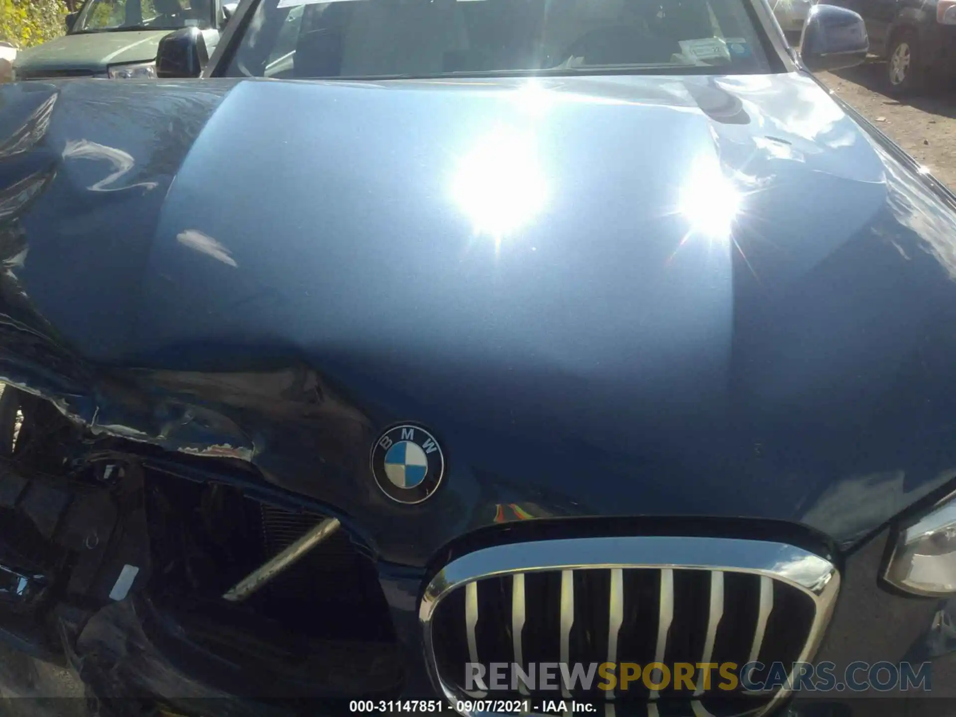 10 Photograph of a damaged car 5UXTY5C05M9F00513 BMW X3 2021