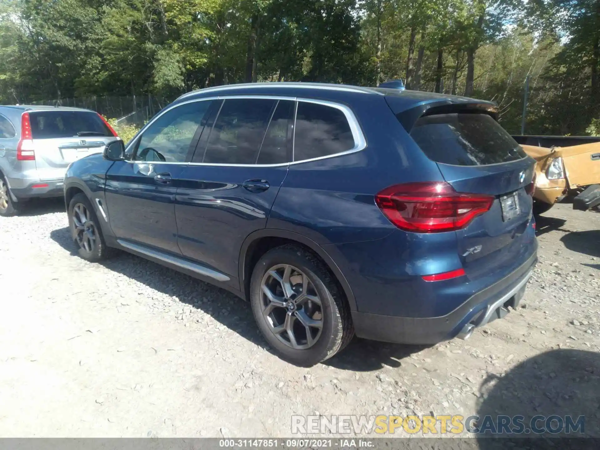 3 Photograph of a damaged car 5UXTY5C05M9F00513 BMW X3 2021