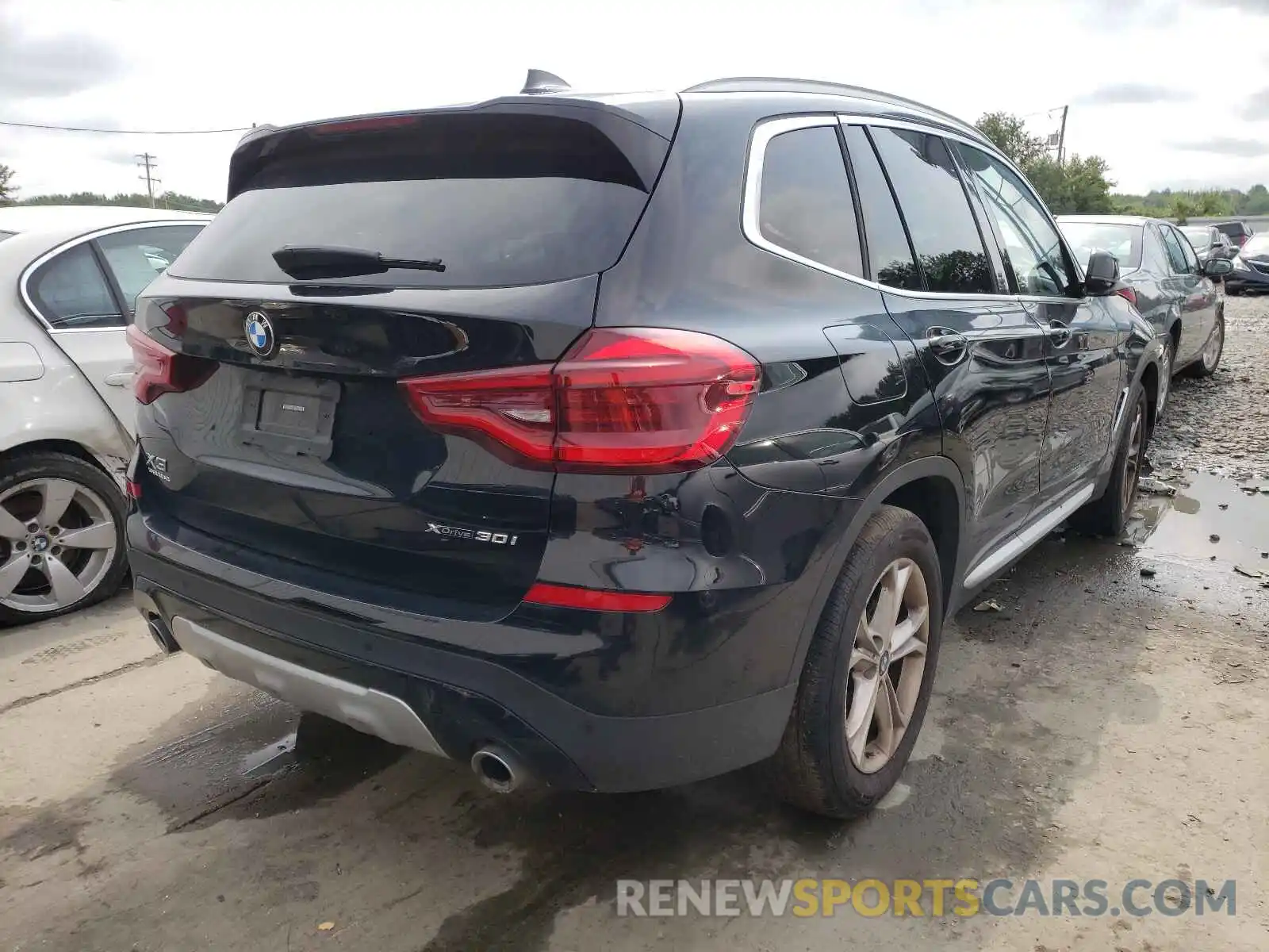 4 Фотография поврежденного автомобиля 5UXTY5C05M9F18204 BMW X3 2021