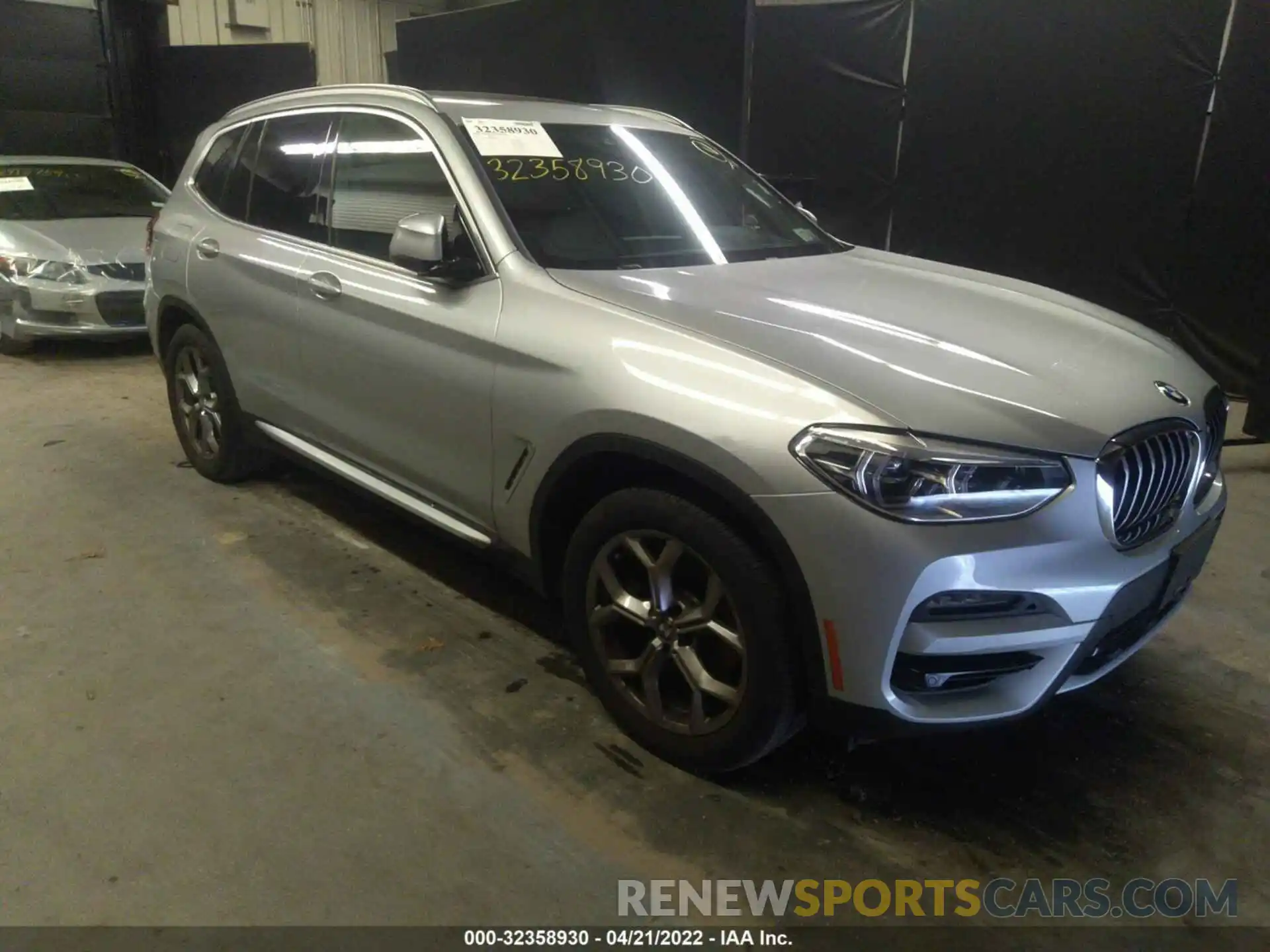 1 Photograph of a damaged car 5UXTY5C05M9F95820 BMW X3 2021