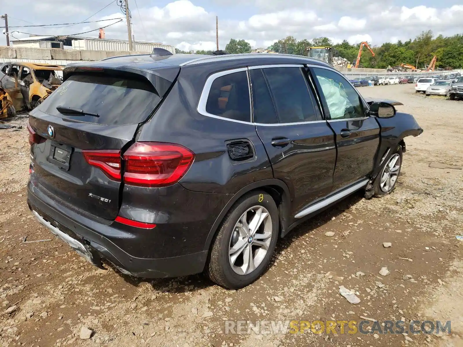 4 Фотография поврежденного автомобиля 5UXTY5C05M9G94363 BMW X3 2021