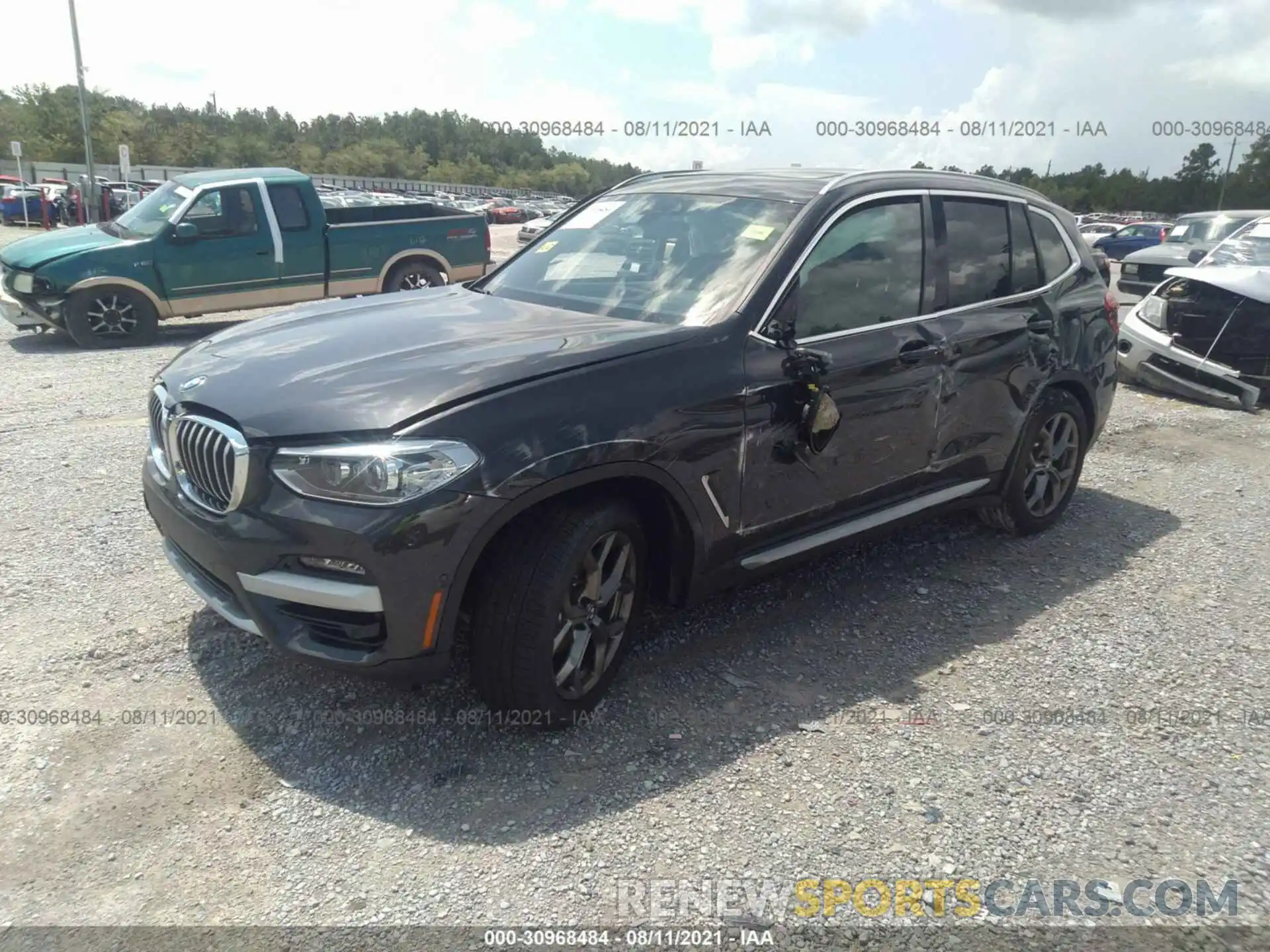 2 Фотография поврежденного автомобиля 5UXTY5C05M9H22324 BMW X3 2021