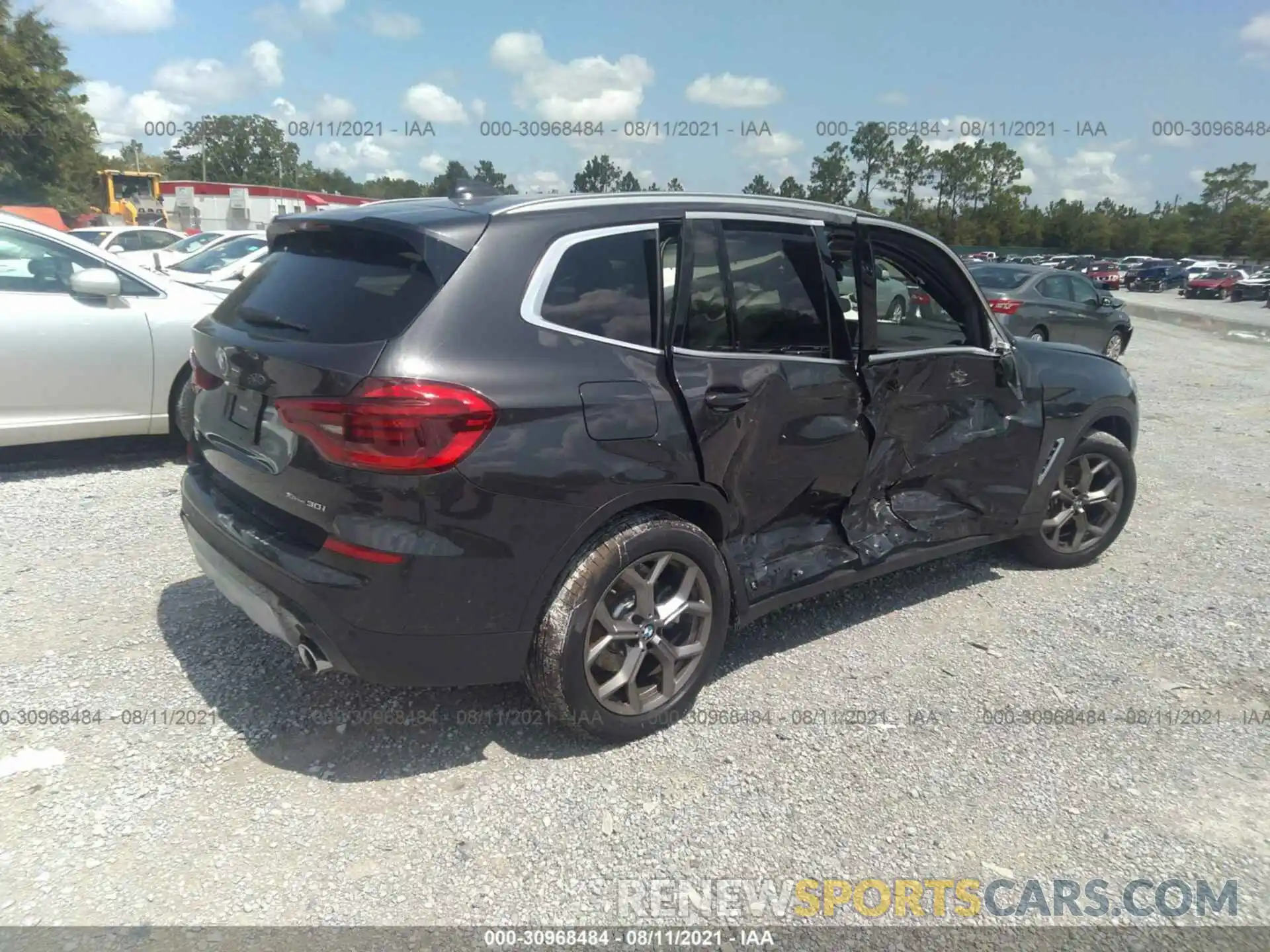 4 Photograph of a damaged car 5UXTY5C05M9H22324 BMW X3 2021