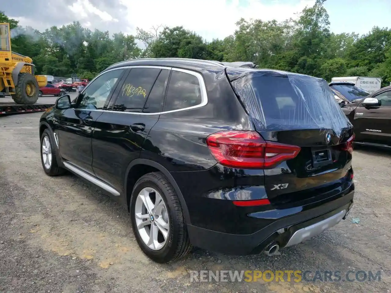 3 Photograph of a damaged car 5UXTY5C05M9H89215 BMW X3 2021