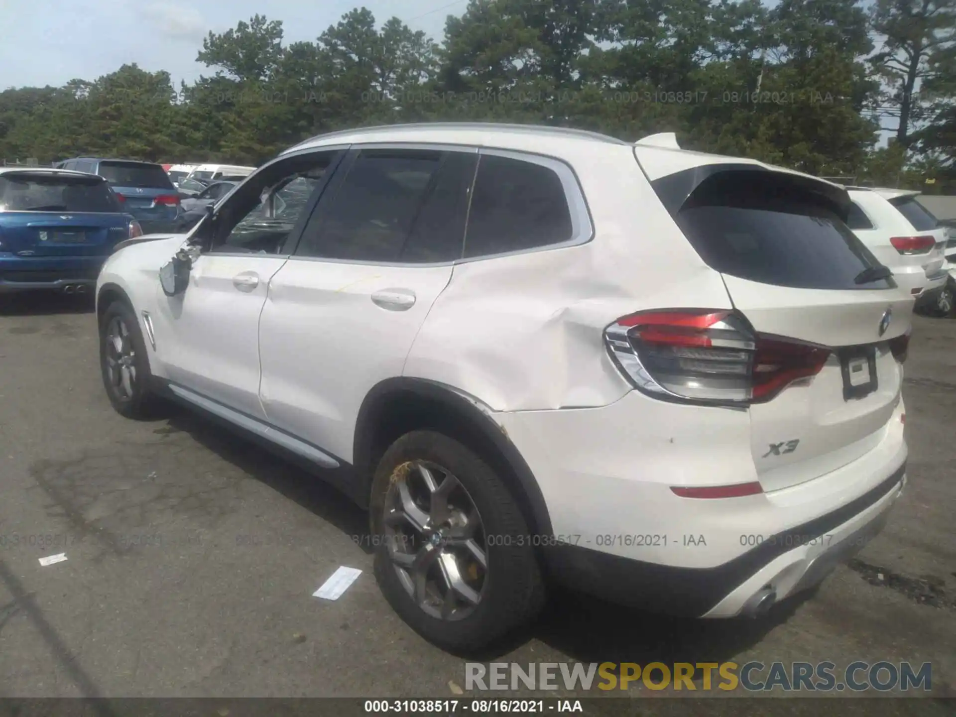 3 Photograph of a damaged car 5UXTY5C06M9E37549 BMW X3 2021