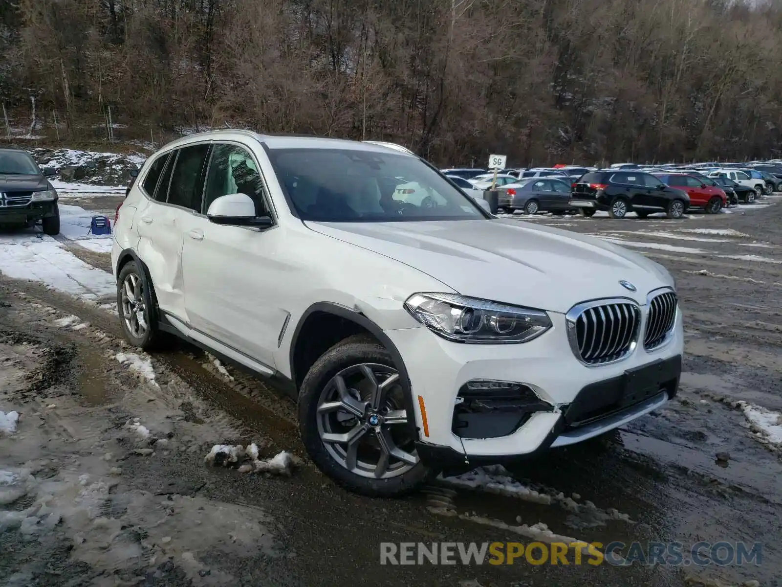 1 Photograph of a damaged car 5UXTY5C06M9E48146 BMW X3 2021