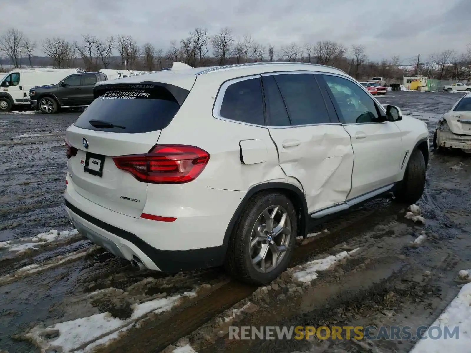 4 Photograph of a damaged car 5UXTY5C06M9E48146 BMW X3 2021