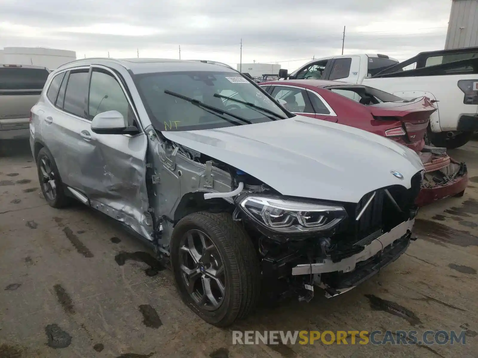 1 Photograph of a damaged car 5UXTY5C06M9E54898 BMW X3 2021