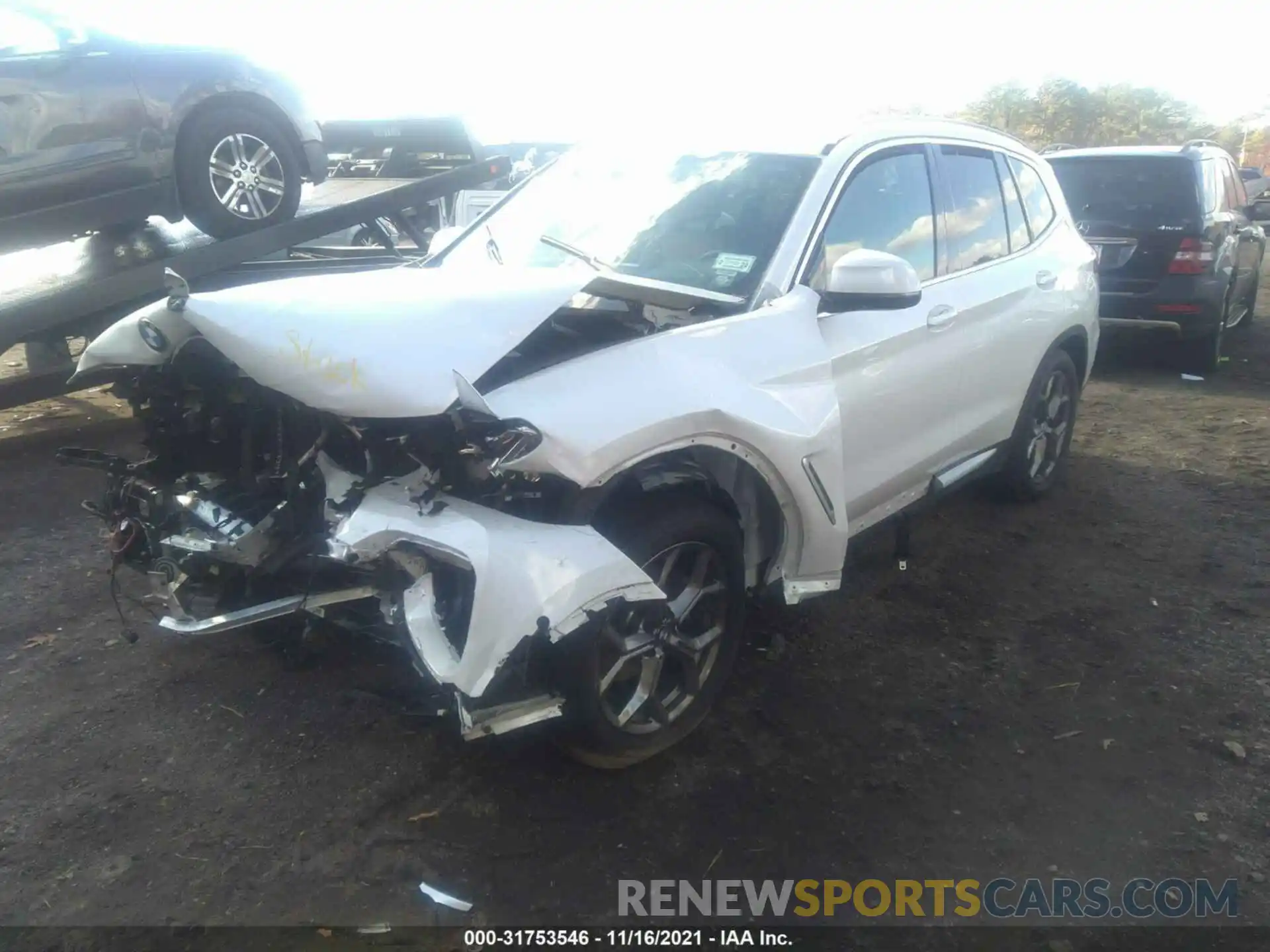 2 Photograph of a damaged car 5UXTY5C06M9E68879 BMW X3 2021