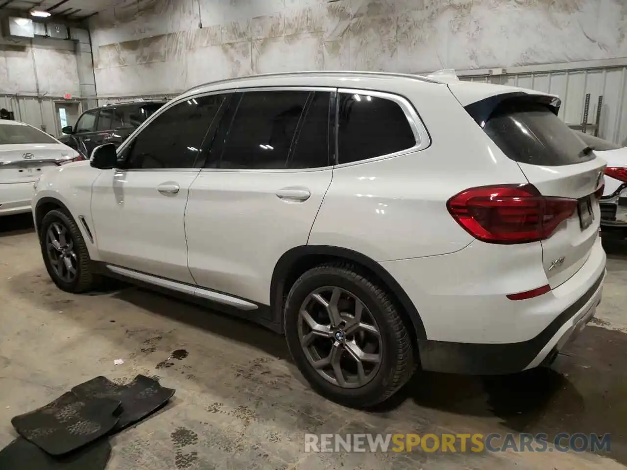 2 Фотография поврежденного автомобиля 5UXTY5C06M9E76934 BMW X3 2021