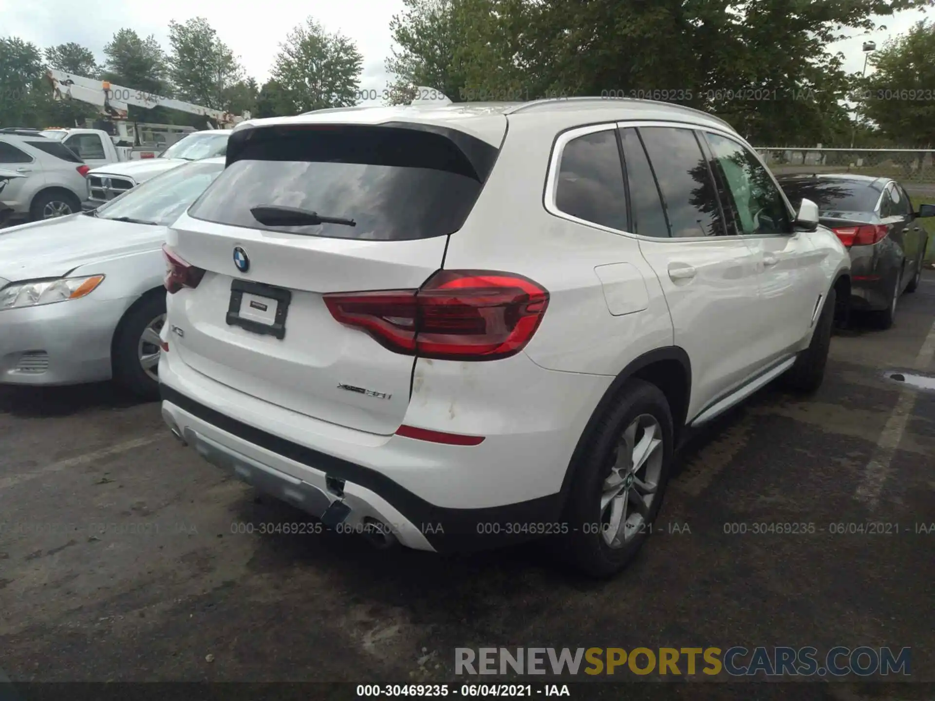 4 Фотография поврежденного автомобиля 5UXTY5C06M9E86976 BMW X3 2021