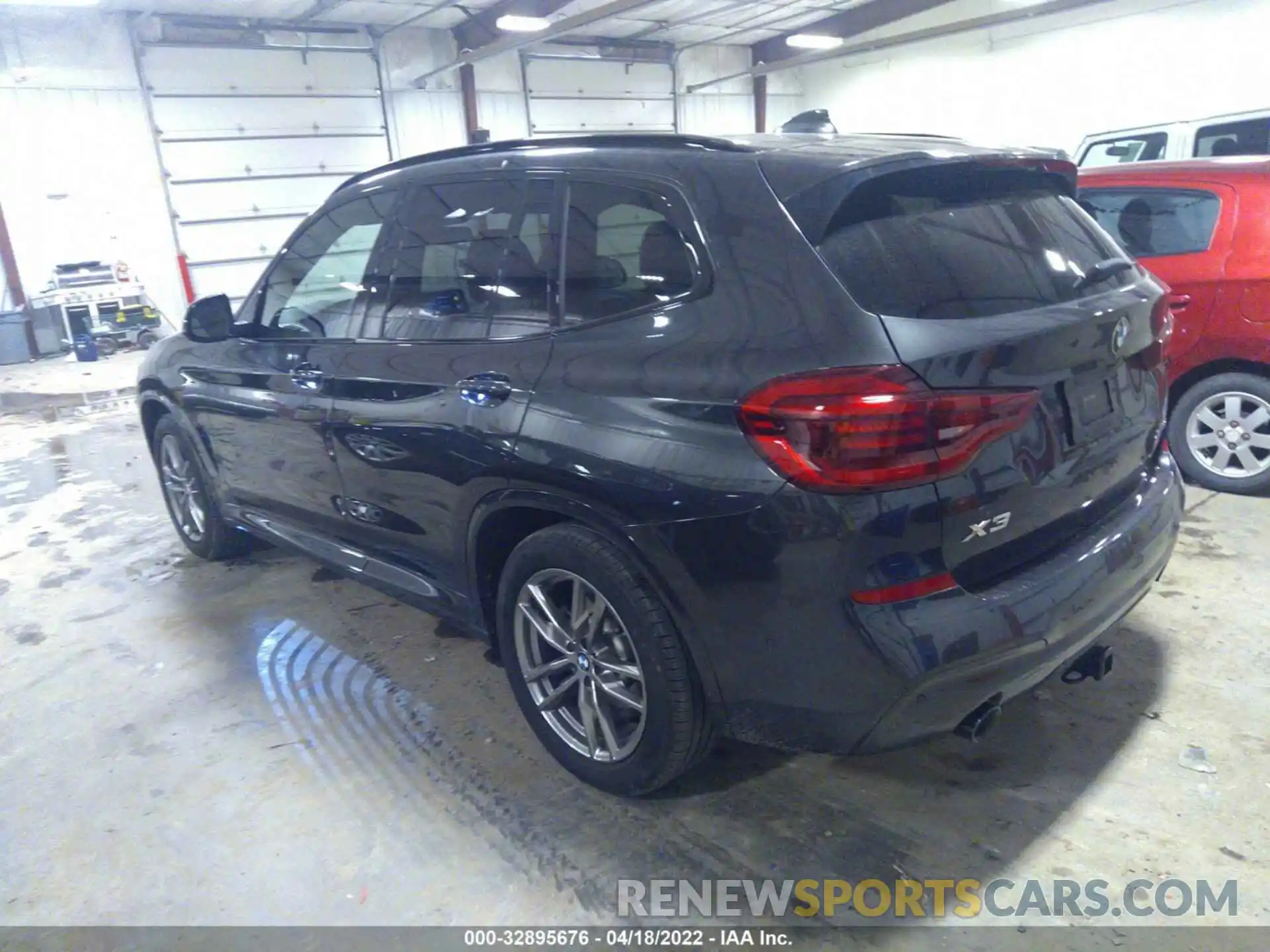 3 Photograph of a damaged car 5UXTY5C06M9F18969 BMW X3 2021