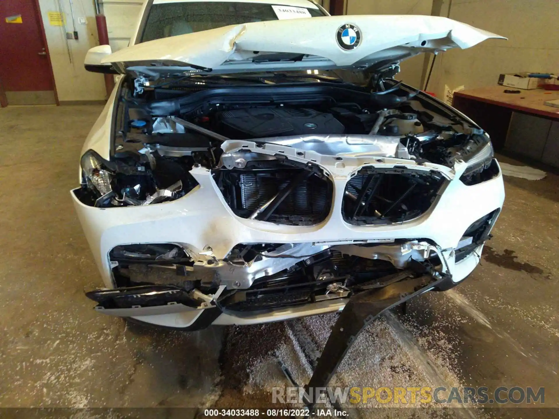 6 Photograph of a damaged car 5UXTY5C06M9F33620 BMW X3 2021