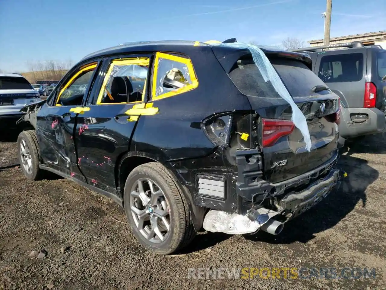 3 Photograph of a damaged car 5UXTY5C06M9F37411 BMW X3 2021