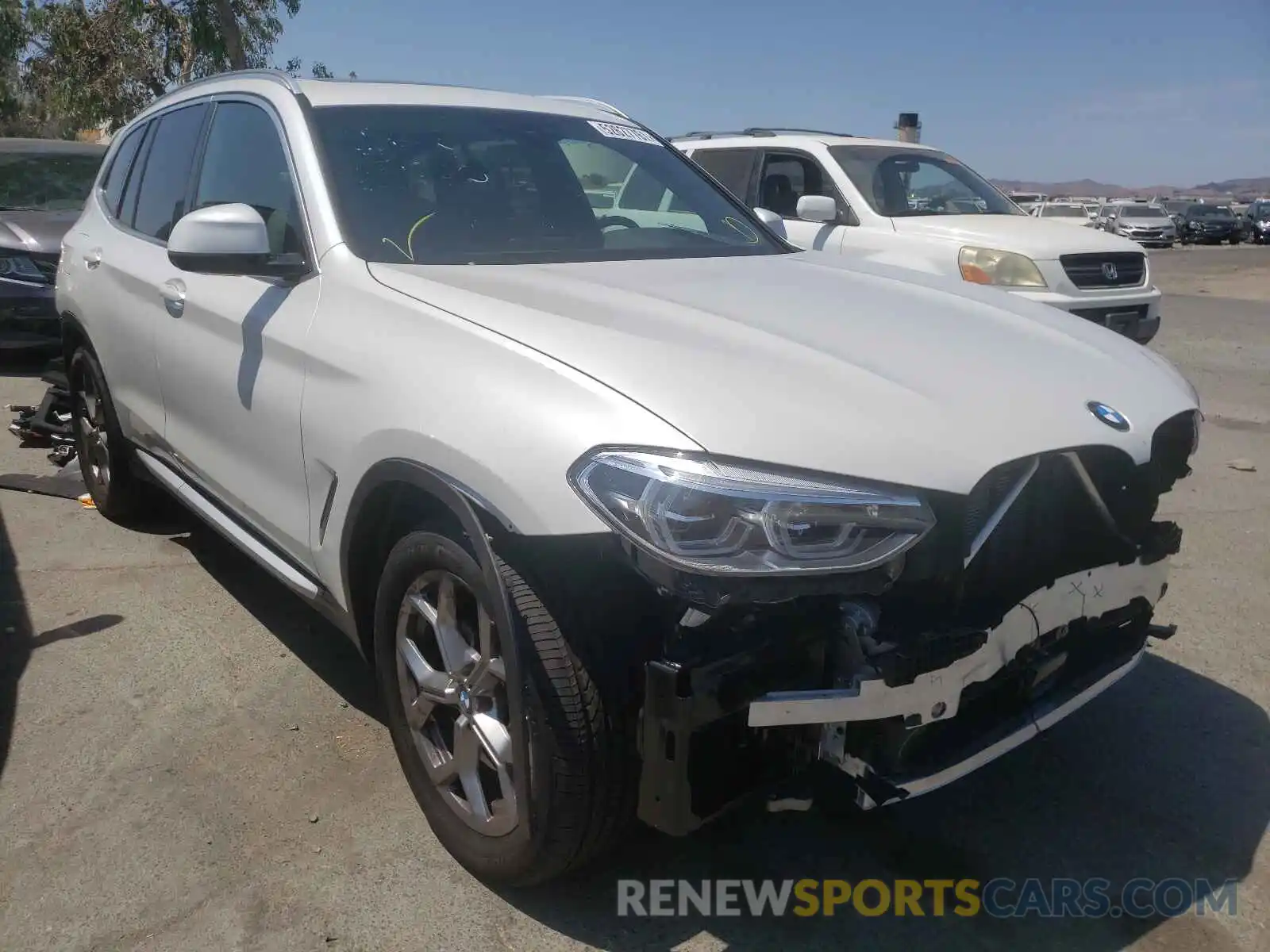 1 Photograph of a damaged car 5UXTY5C06M9F40163 BMW X3 2021