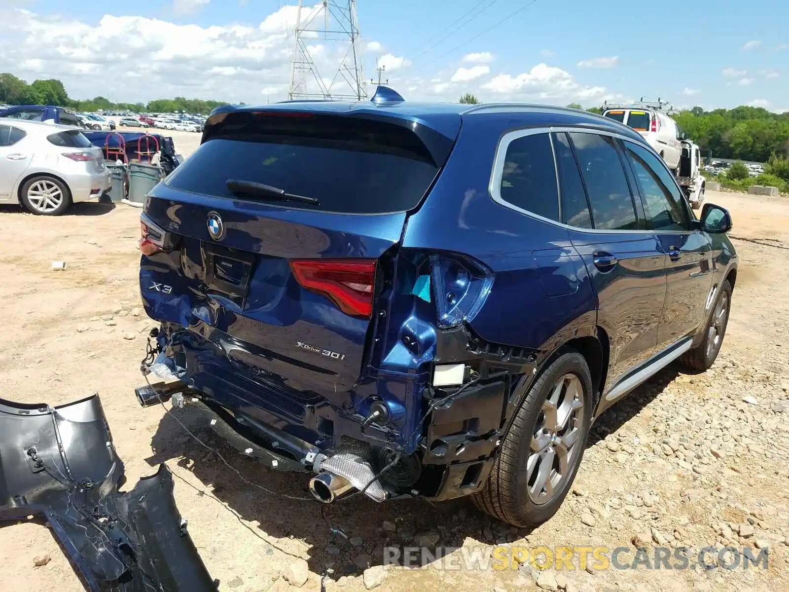 4 Photograph of a damaged car 5UXTY5C06M9G09997 BMW X3 2021