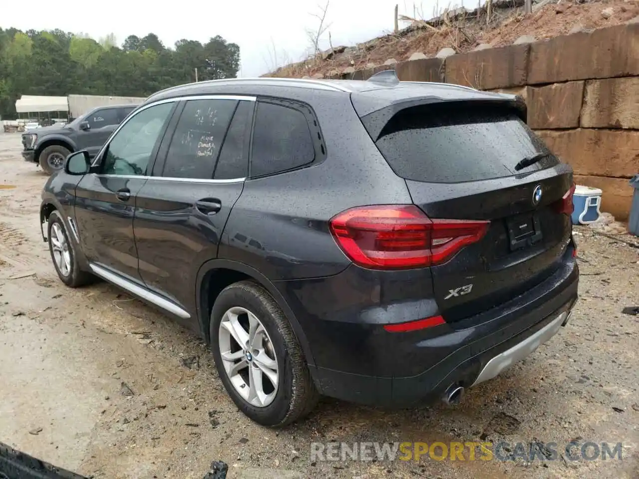 3 Photograph of a damaged car 5UXTY5C06M9H30111 BMW X3 2021