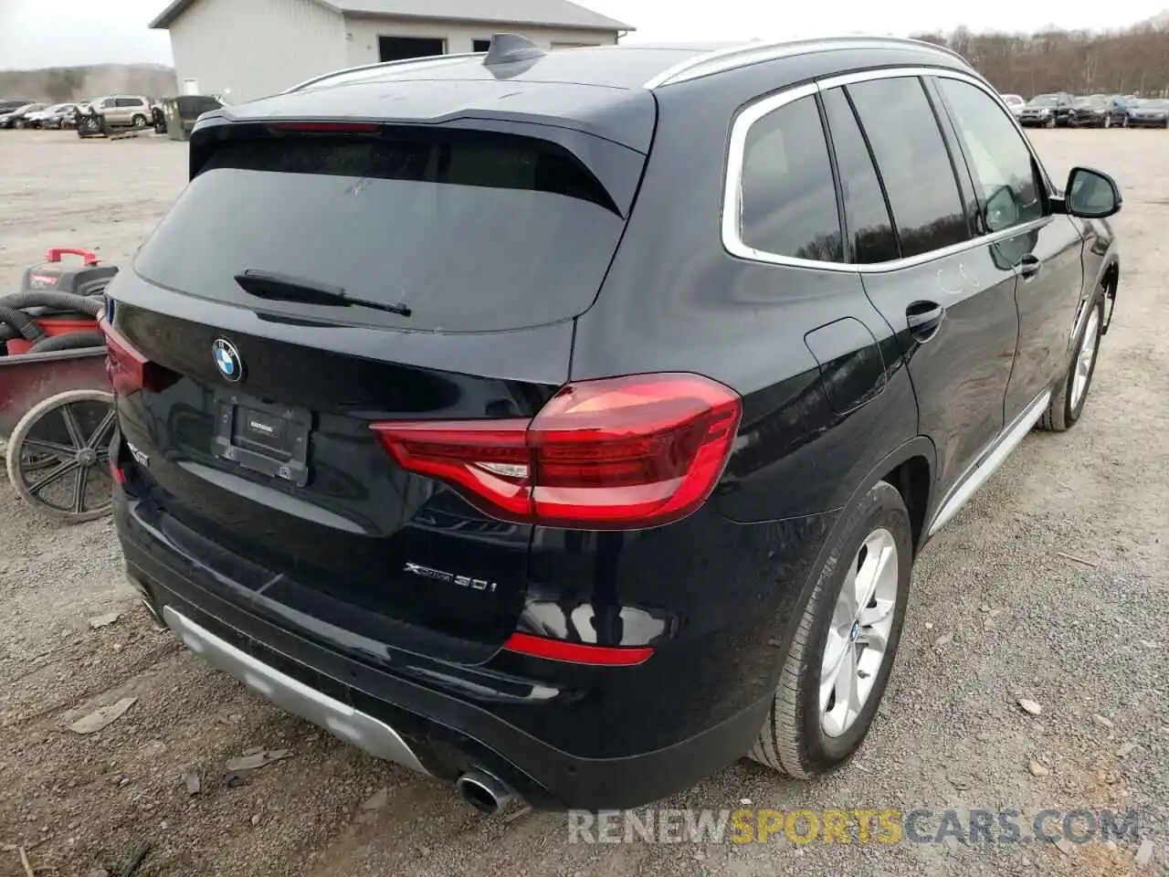 4 Photograph of a damaged car 5UXTY5C07M9D71304 BMW X3 2021