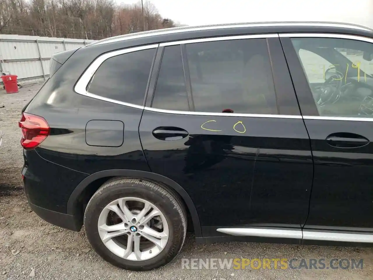 6 Photograph of a damaged car 5UXTY5C07M9D71304 BMW X3 2021