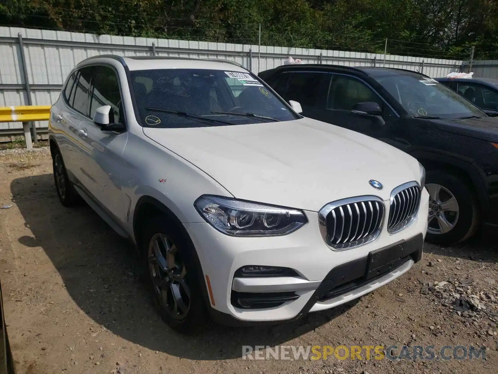 1 Photograph of a damaged car 5UXTY5C07M9E37088 BMW X3 2021