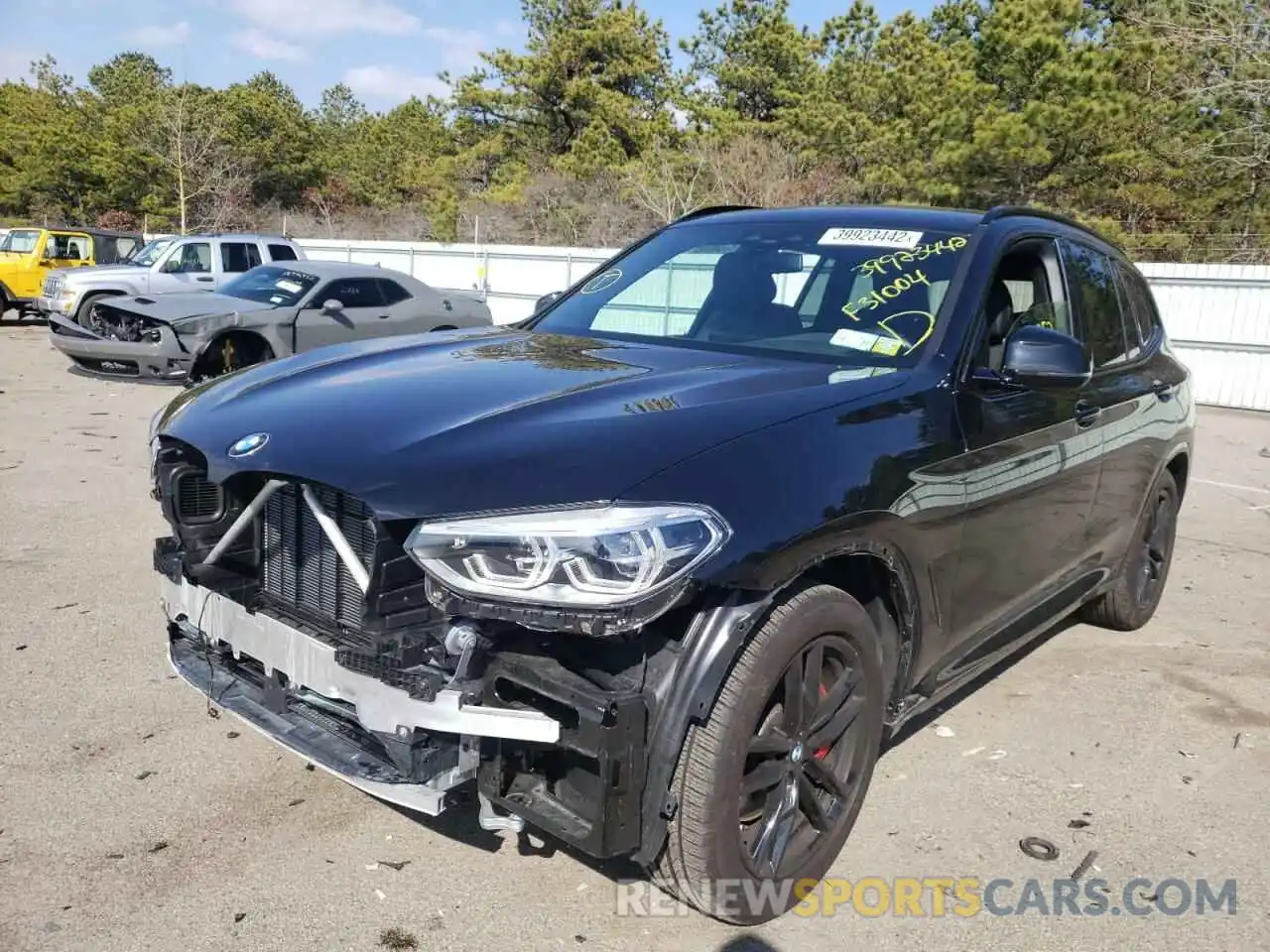 2 Photograph of a damaged car 5UXTY5C07M9F31004 BMW X3 2021