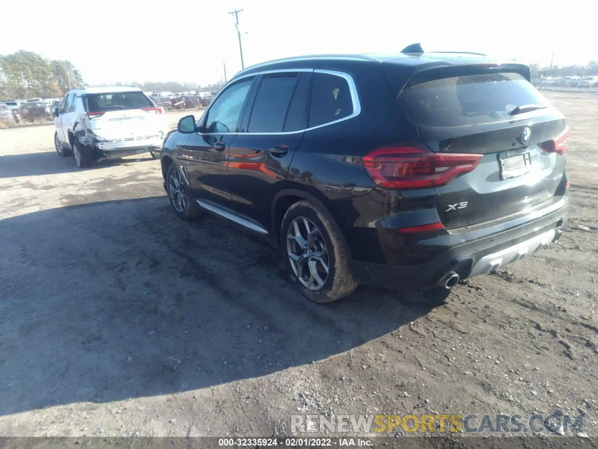 3 Photograph of a damaged car 5UXTY5C07M9F79988 BMW X3 2021