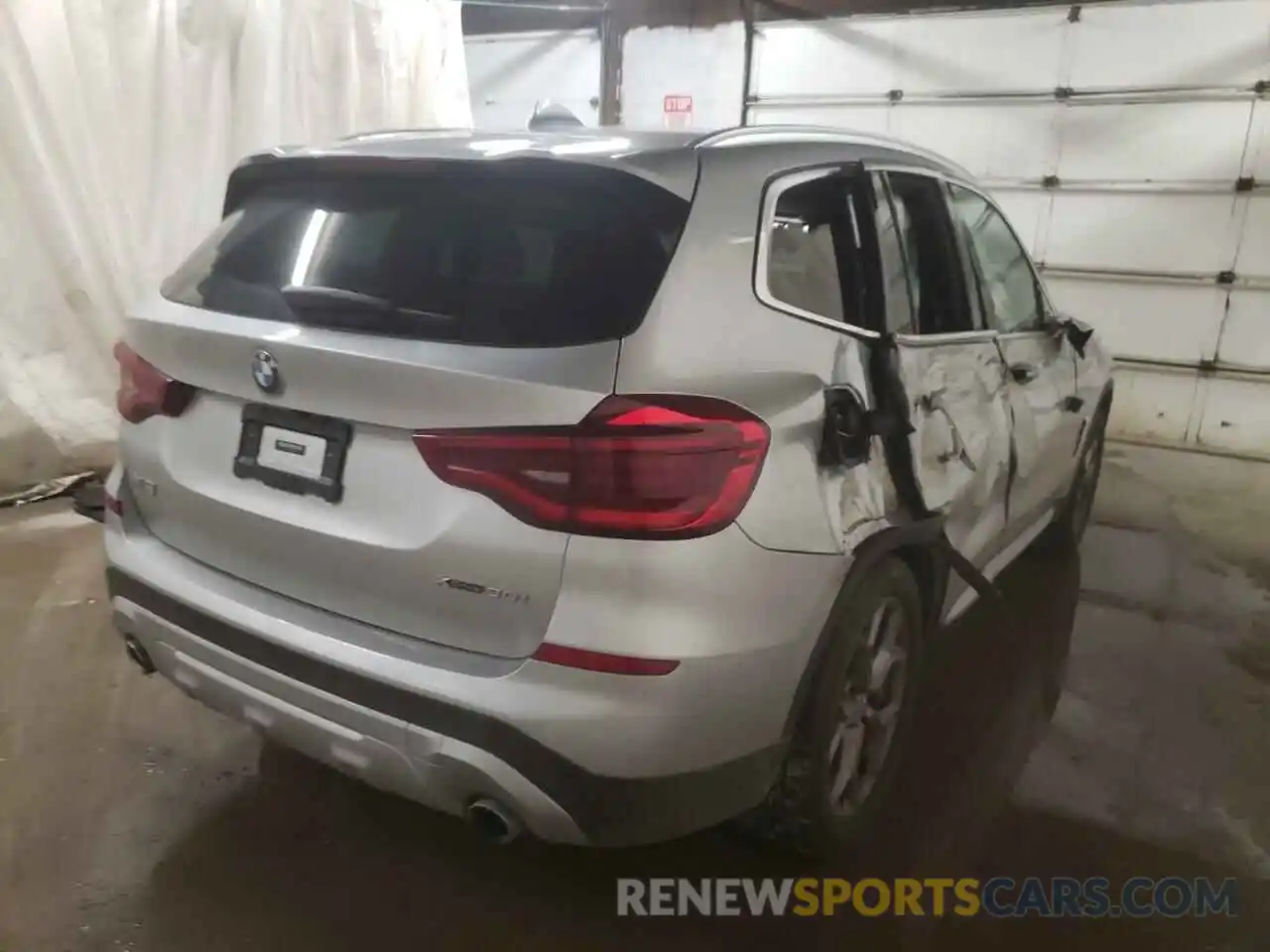 4 Фотография поврежденного автомобиля 5UXTY5C07M9G31118 BMW X3 2021