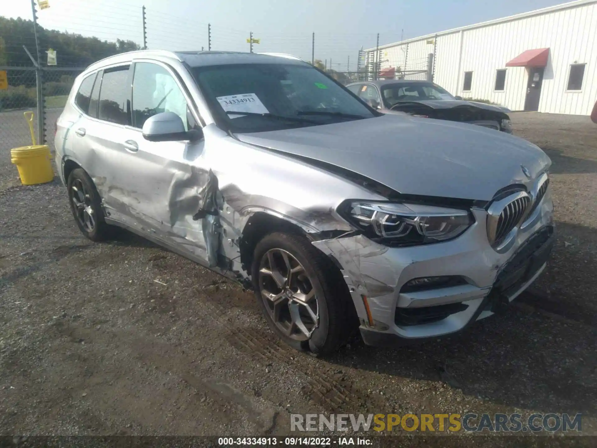 1 Photograph of a damaged car 5UXTY5C07M9G40966 BMW X3 2021