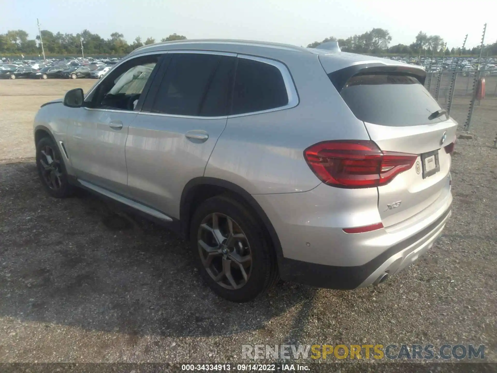 3 Photograph of a damaged car 5UXTY5C07M9G40966 BMW X3 2021