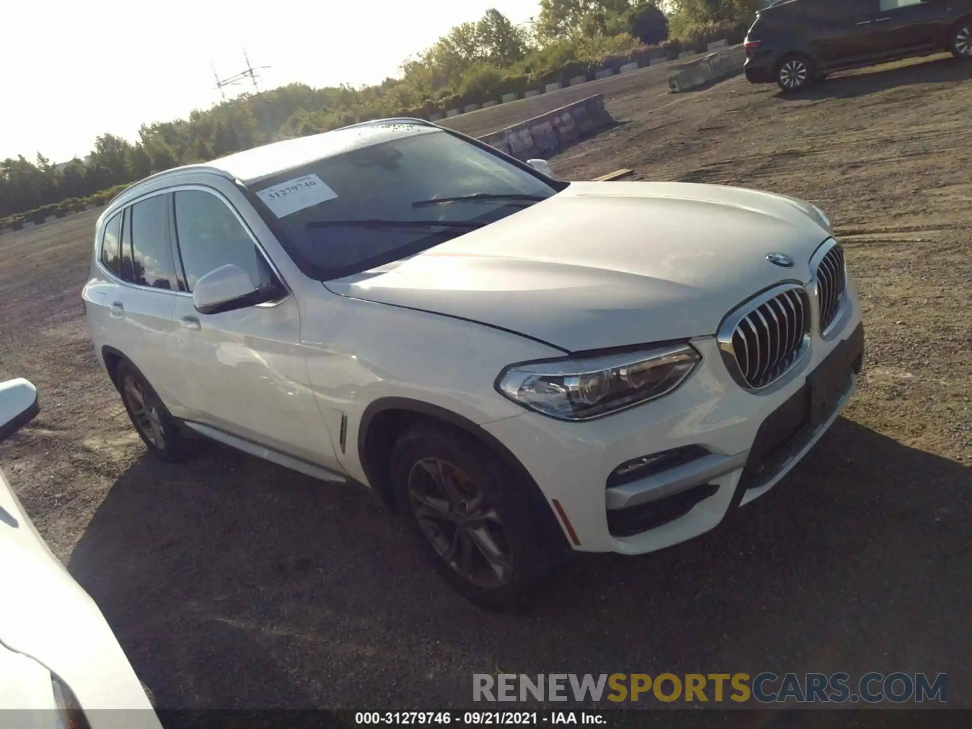 1 Photograph of a damaged car 5UXTY5C07M9H10417 BMW X3 2021