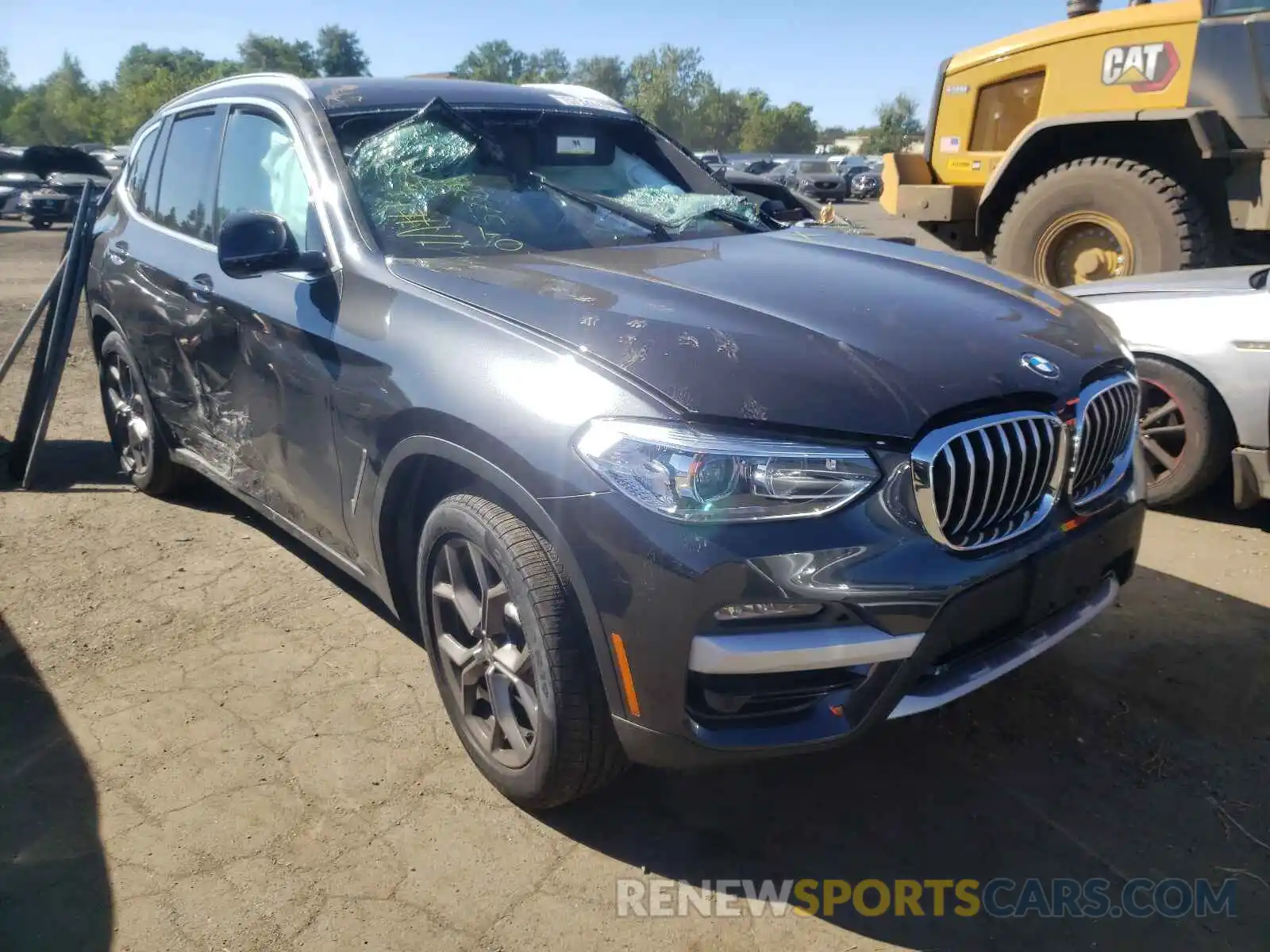 1 Photograph of a damaged car 5UXTY5C07M9H89670 BMW X3 2021