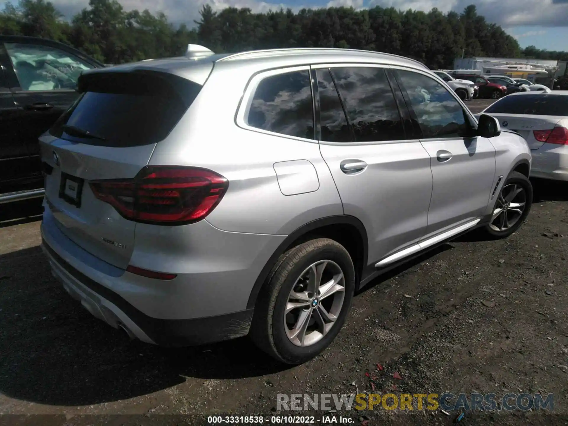 4 Фотография поврежденного автомобиля 5UXTY5C08M9D87723 BMW X3 2021