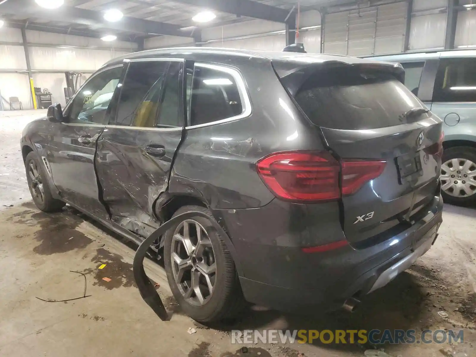 3 Photograph of a damaged car 5UXTY5C08M9D96972 BMW X3 2021