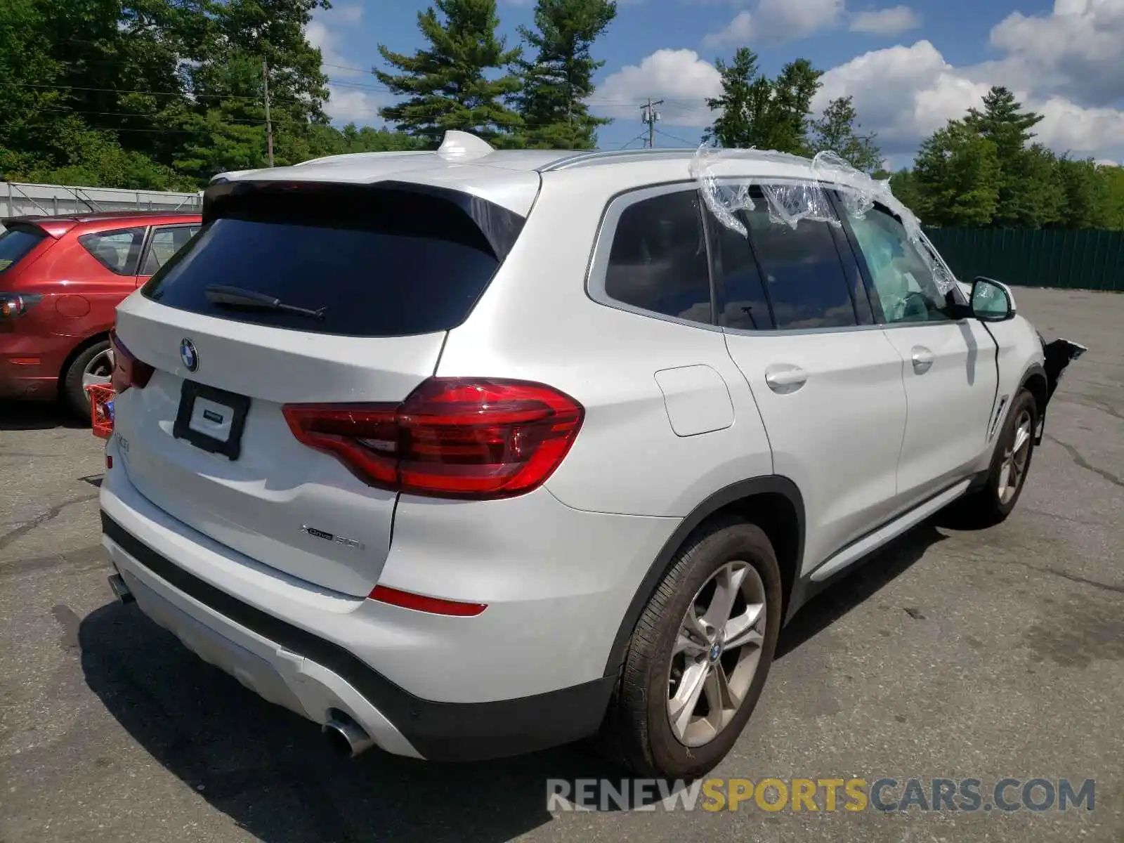 4 Photograph of a damaged car 5UXTY5C08M9E96506 BMW X3 2021