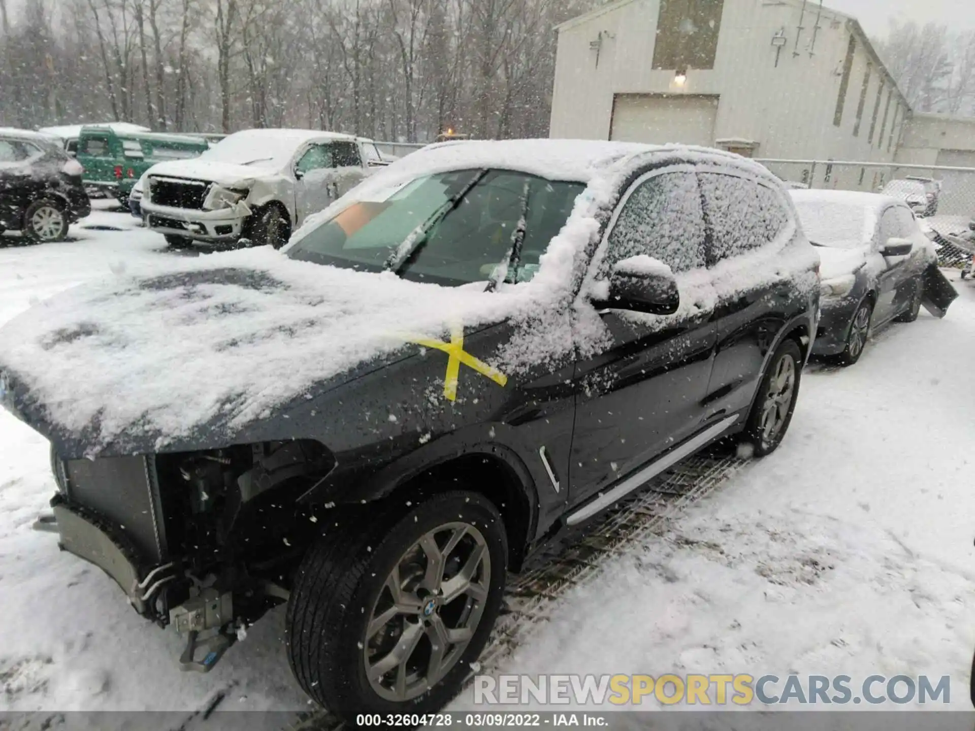 2 Photograph of a damaged car 5UXTY5C08M9F16561 BMW X3 2021