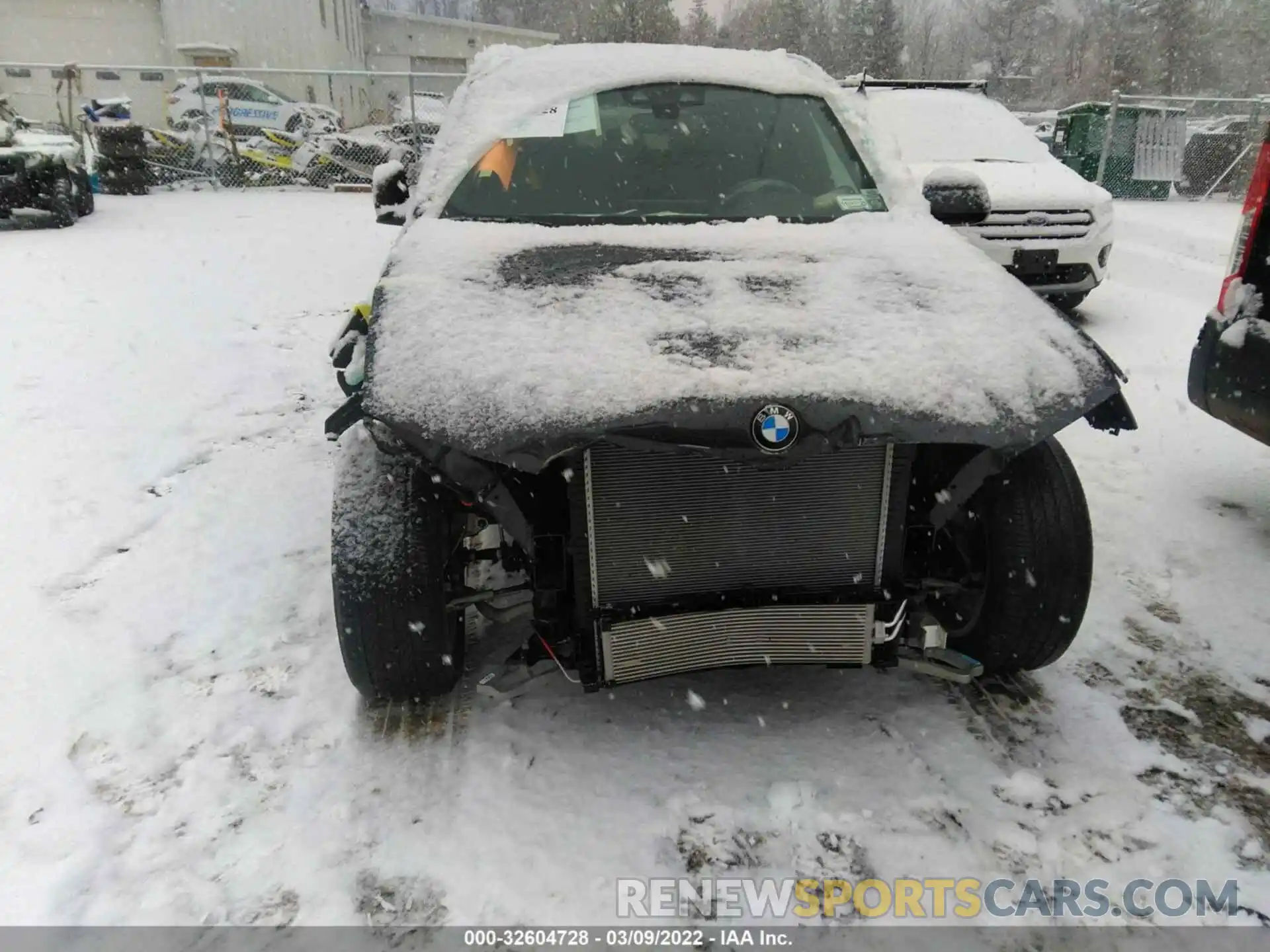 6 Photograph of a damaged car 5UXTY5C08M9F16561 BMW X3 2021