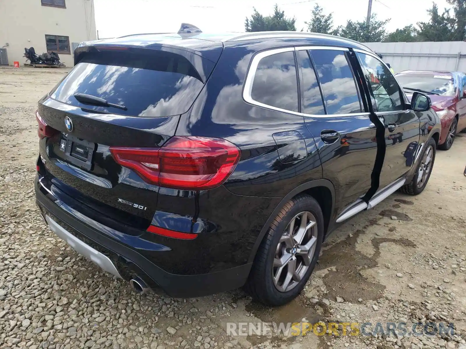 4 Фотография поврежденного автомобиля 5UXTY5C08M9G46663 BMW X3 2021