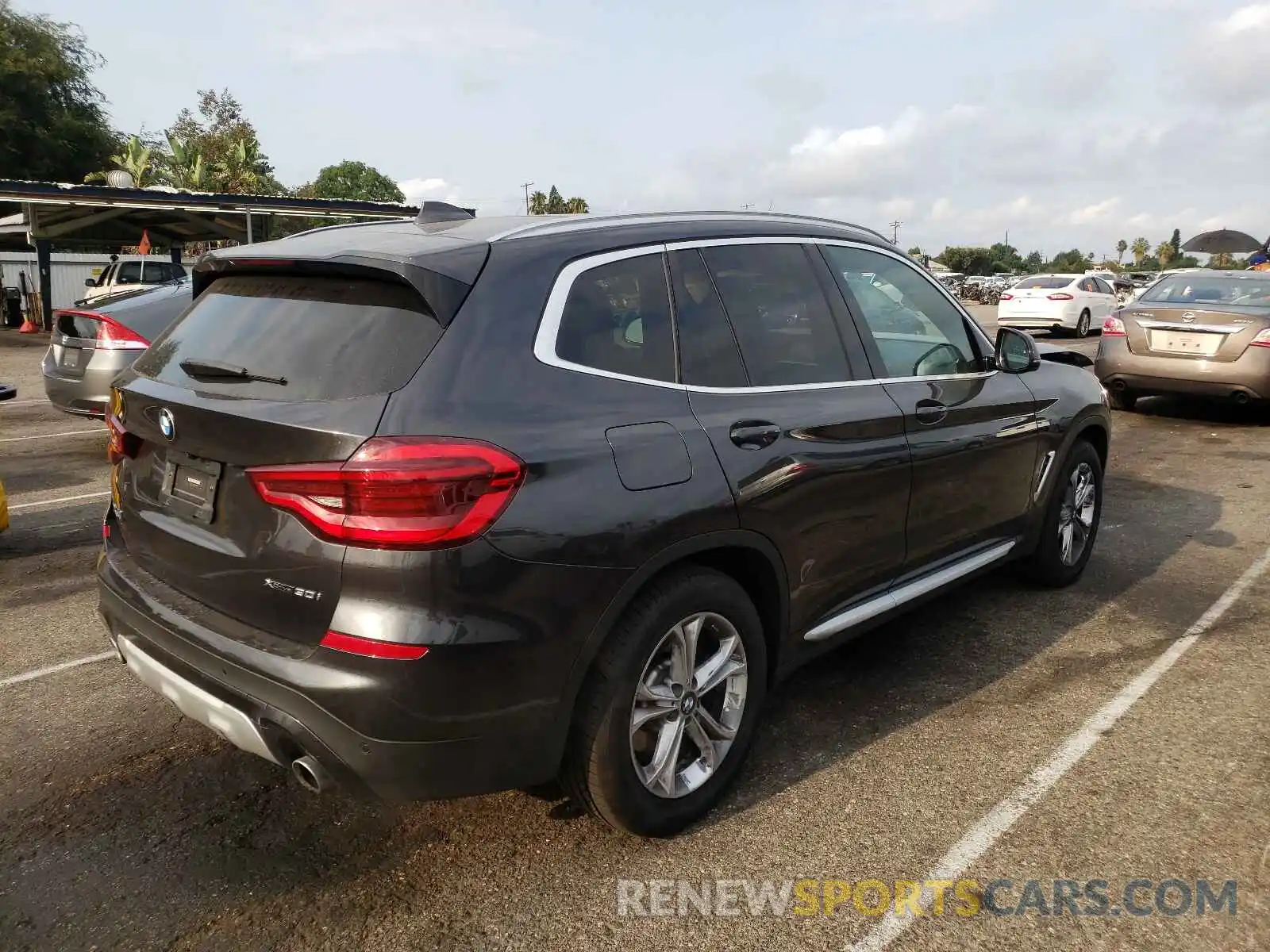 4 Photograph of a damaged car 5UXTY5C08M9H25444 BMW X3 2021