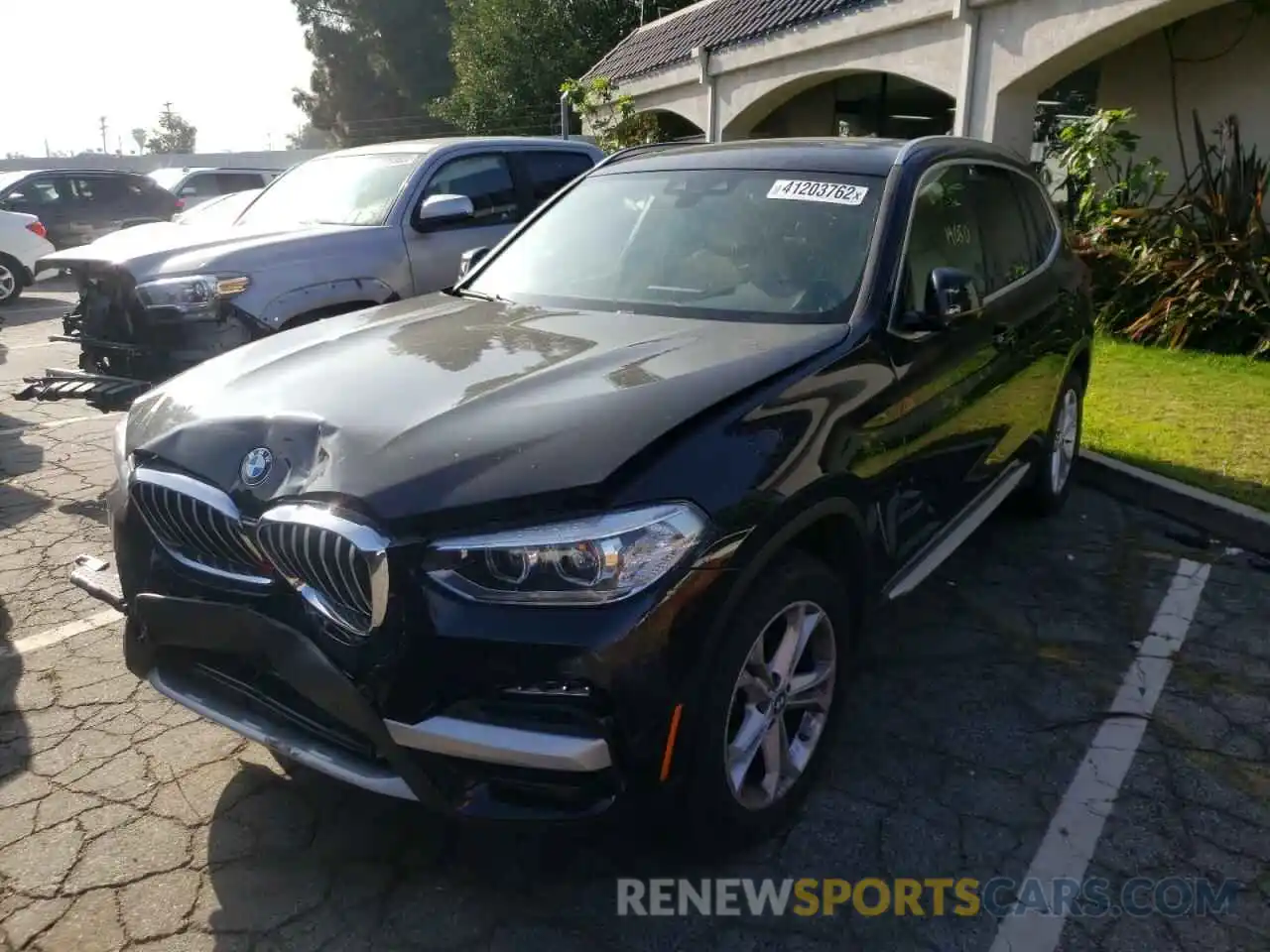 2 Photograph of a damaged car 5UXTY5C08M9H28960 BMW X3 2021