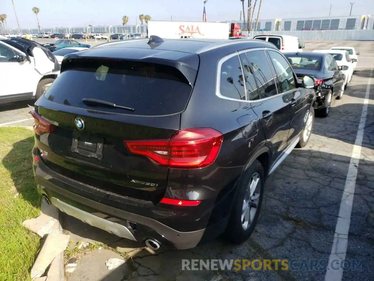 4 Photograph of a damaged car 5UXTY5C08M9H28960 BMW X3 2021