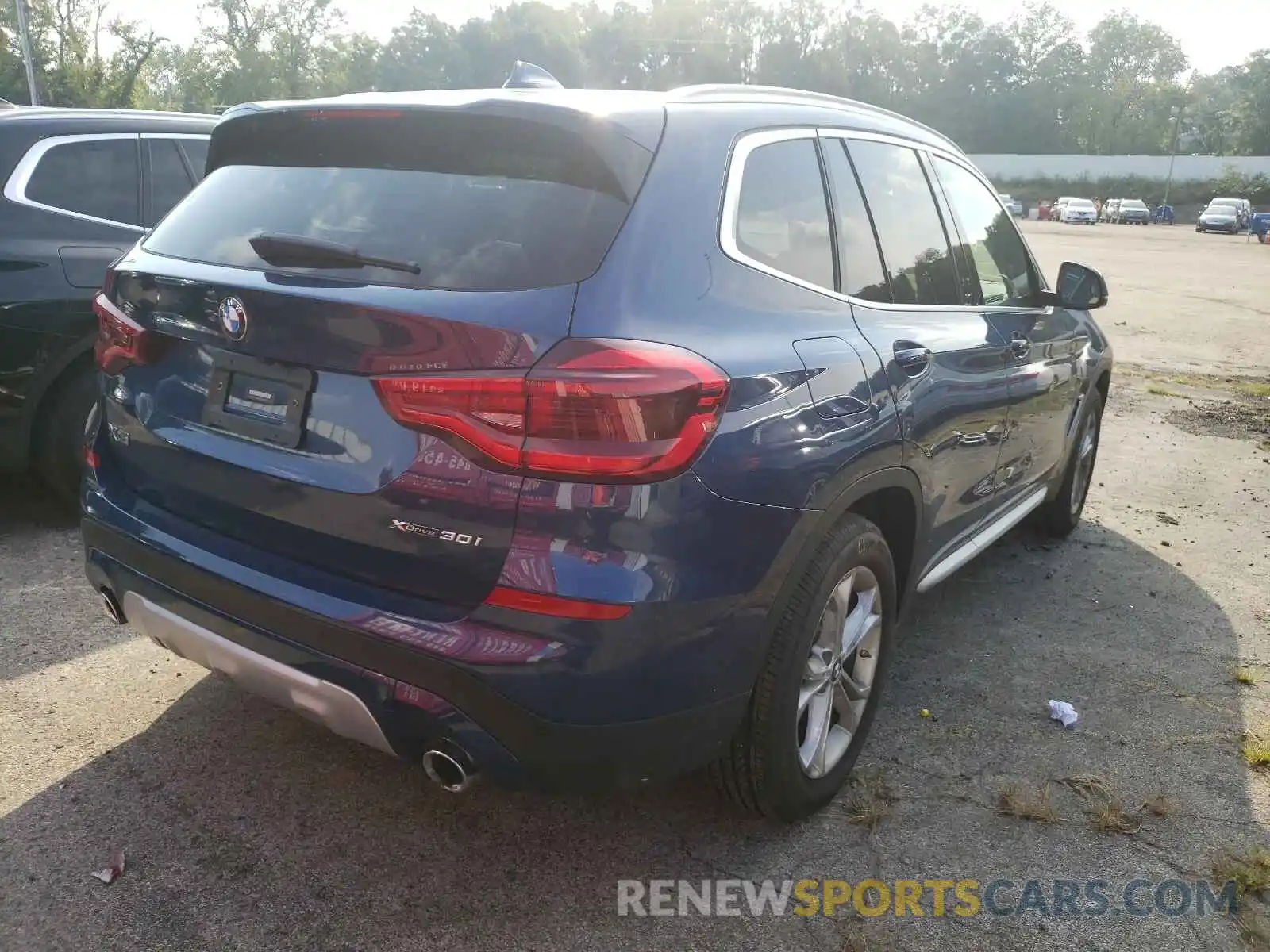 4 Photograph of a damaged car 5UXTY5C08M9H49002 BMW X3 2021