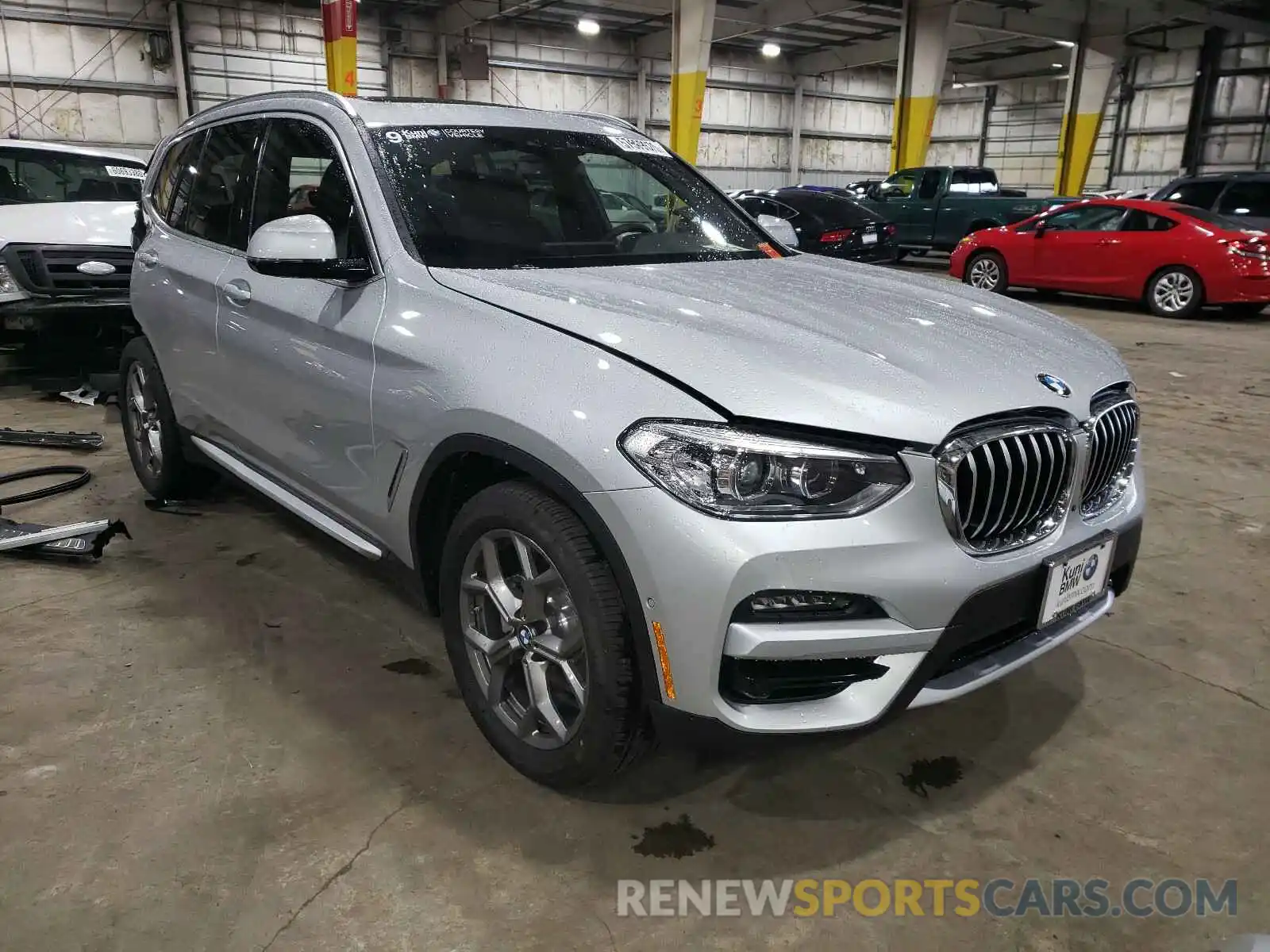 1 Photograph of a damaged car 5UXTY5C09M9E42700 BMW X3 2021