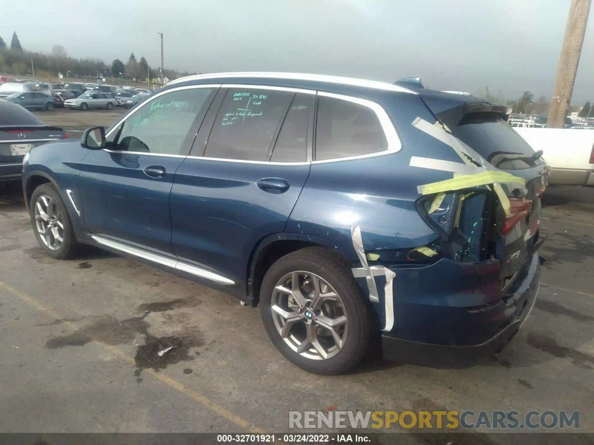 3 Photograph of a damaged car 5UXTY5C09M9E87264 BMW X3 2021