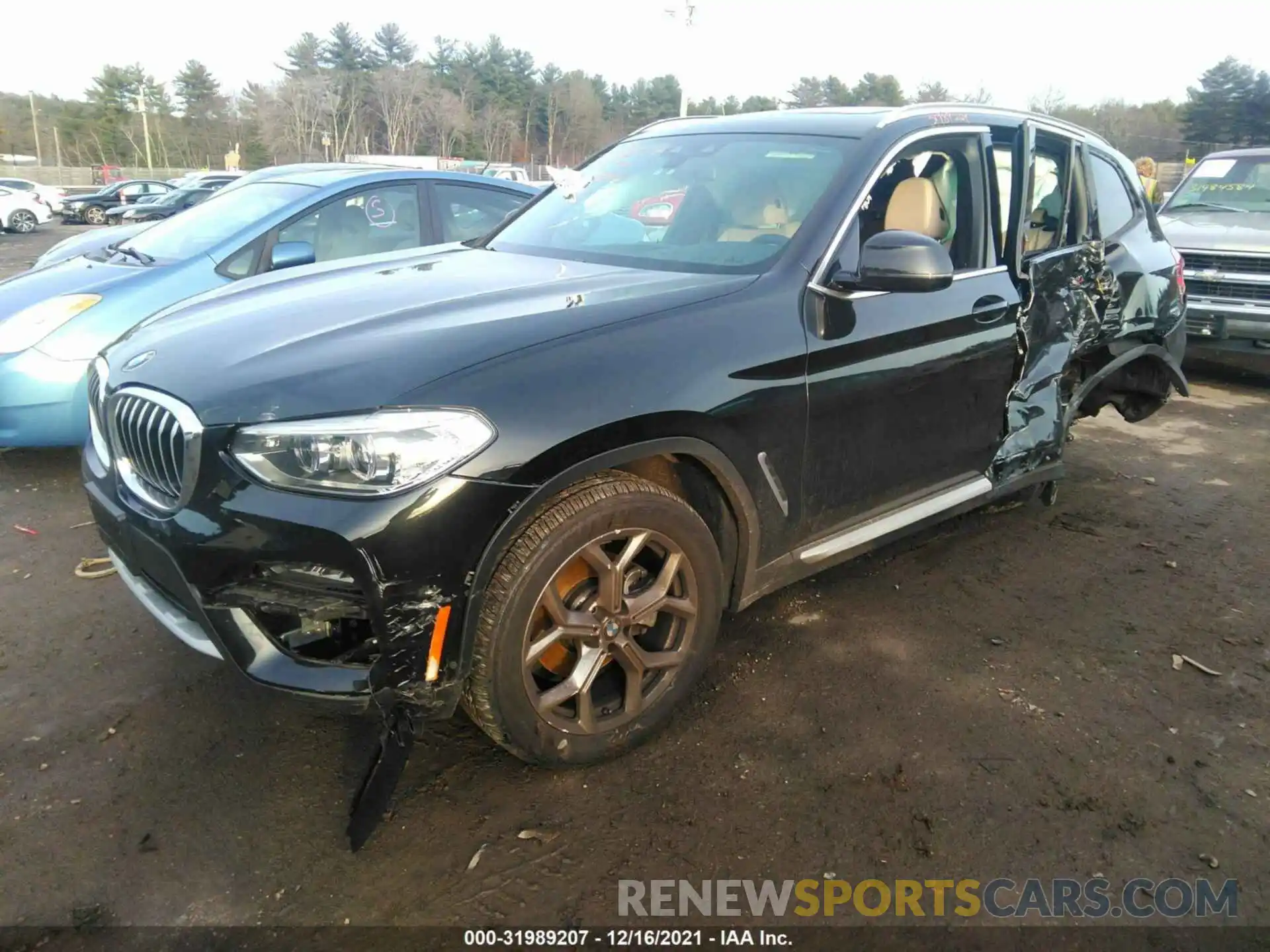 2 Photograph of a damaged car 5UXTY5C09M9F26208 BMW X3 2021