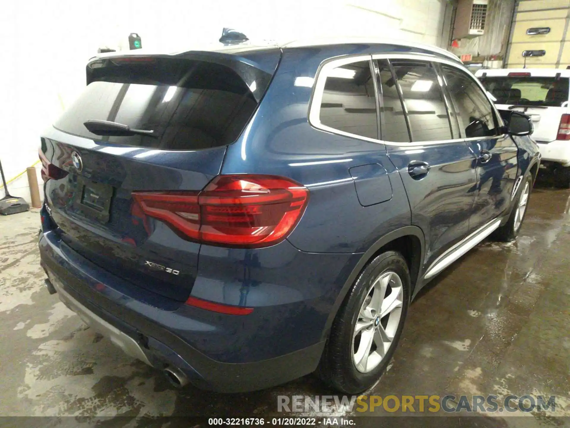 4 Фотография поврежденного автомобиля 5UXTY5C09M9F52825 BMW X3 2021